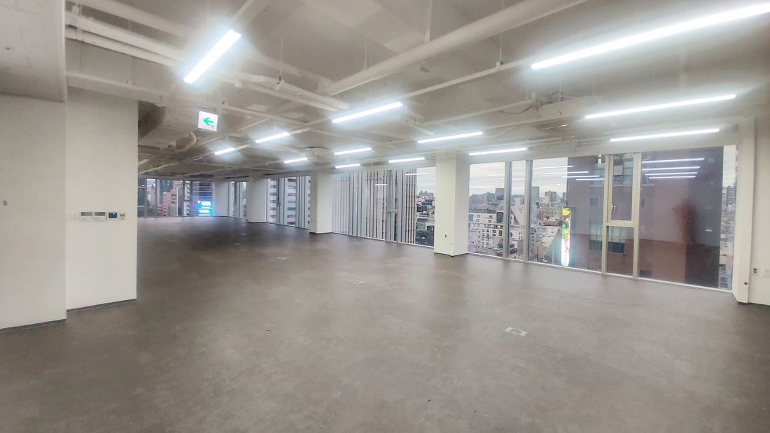 강남 병원임대 후기 강남대로 100평 매물 사진 2